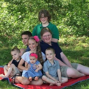 Meet your Posher, Linda